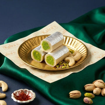 Kaju Pista Roll